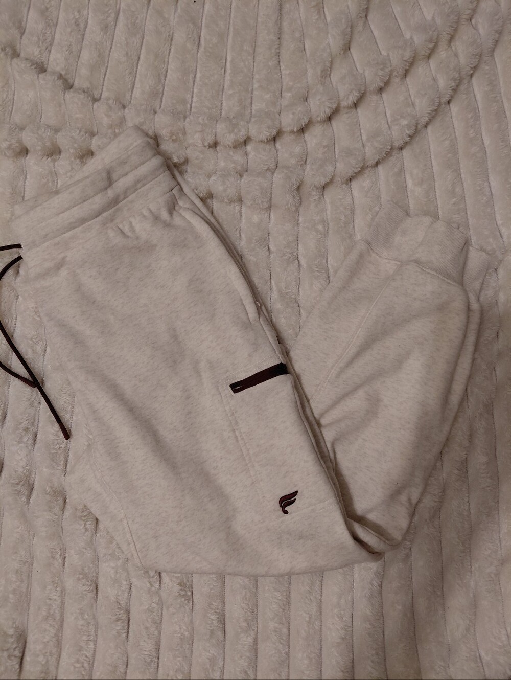 Fabletics The Go To Cargo Jogger Sweatpants